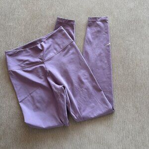Nike Dri-FIT Women’s Mid-Rise Leggings